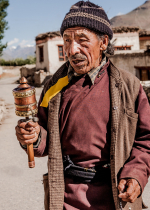 Lời chia sẻ của Gharwang Rinpoche về đại dịch Covid