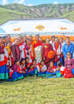 Tất cả chúng sinh tồn tại phụ thuộc lẫn nhau và bình đẳng như nhau