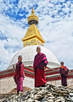 Nghịch cảnh sẽ bộc lộ các khuyết điểm bị che giấu của con