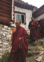 Sẽ rất thuận duyên cho ta nếu được hành trì tại những nơi thanh tịnh, cách xa thành thị