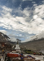  Tinh thần ẩn tu là tinh thần xả ly, không vướng mắc thế gian  