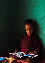 Di huấn Dzogchen “Bảy Chiếc Đinh” của Tổ Shrīsimha hạ xuống bàn tay của Jnānasūtra