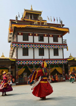 Người có tín tâm với đôi mắt trong sáng có thể nhìn thấy Tổ Vimalamitra thị hiện