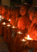  Cuộc đời và thọ mạng của các bậc chứng ngộ không bị giới hạn như cuộc đời của người phàm